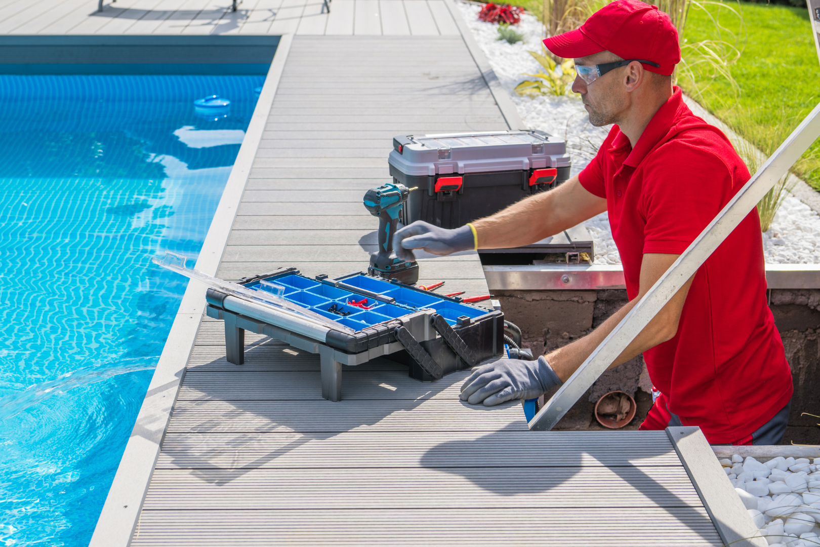 Pool pipe repair